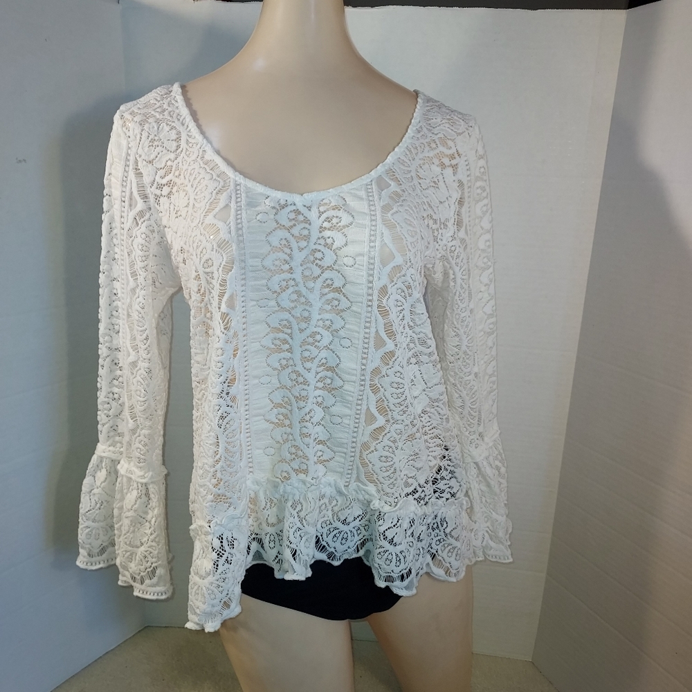 Shyanne Country Western Wear White Lace Top size M